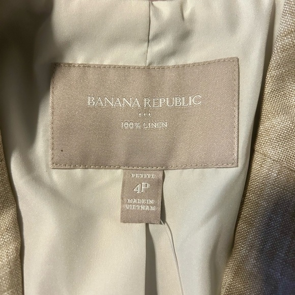 Banana Republic Linen Blazer - Picture 2 of 8